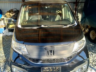 2016 Honda Stepwgn V, чёрный, 2350000 рублей, вид 1