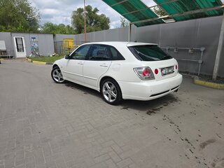 2001 Toyota Altezza, белый, 499000 рублей, вид 5