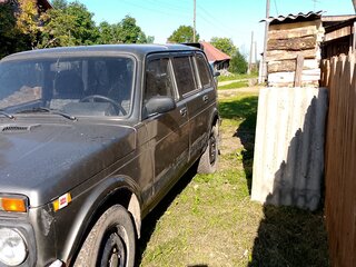 2000 Lada (ВАЗ) 2131 (4x4) I, серый, 200000 рублей, вид 1
