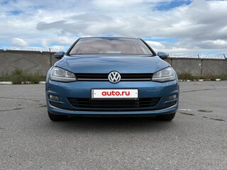 2014 Volkswagen Golf VII, голубой, 1450000 рублей, вид 2