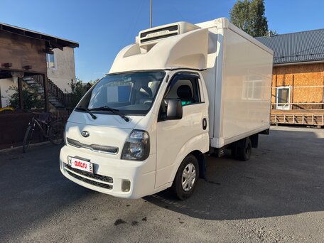 2018 Kia Bongo, белый, 1900000 рублей, вид 2