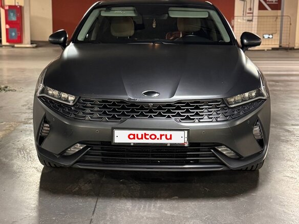 2020 Kia K5 III, серый, 3000000 рублей - вид 1