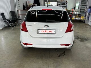 2011 Kia Ceed I Рестайлинг, белый, 700000 рублей, вид 5
