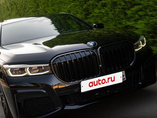 2019 BMW 7 серии Long 740Li xDrive VI (G11/G12) Рестайлинг, чёрный, 5500000 рублей, вид 3