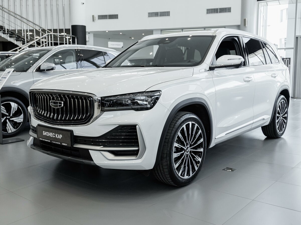 Открыть фотографии: Geely Monjaro I Рестайлинг