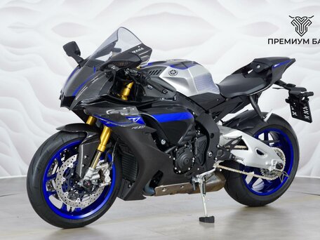 2022 Yamaha YZF-R1M, чёрный, 2799000 рублей, вид 3