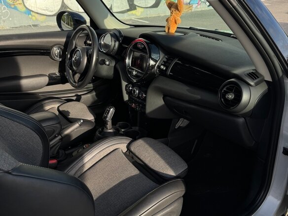 2018 Mini Hatch Cooper III (F55/F56) Рестайлинг, серебристый, 1799000 рублей - вид 6