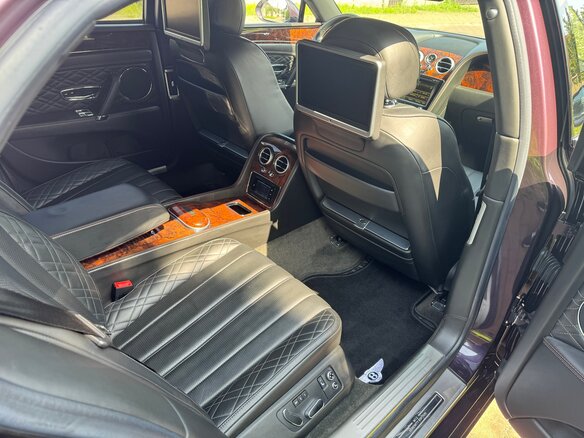 2014 Bentley Flying Spur II, красный, 6150000 рублей - вид 22