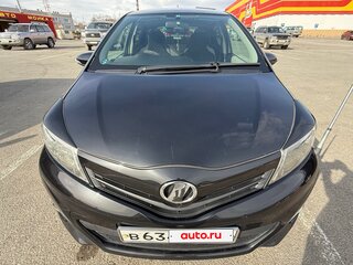 2011 Toyota Vitz III (XP130), чёрный, 750000 рублей, вид 1