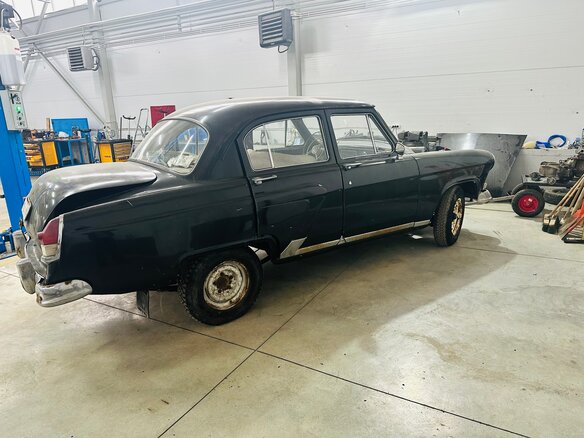 1960 ГАЗ 21 «Волга» 21В, чёрный, 125000 рублей - вид 1