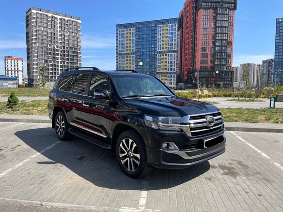 2019 Toyota Land Cruiser 200 Series Рестайлинг 2, чёрный, 9800000 рублей - вид 7