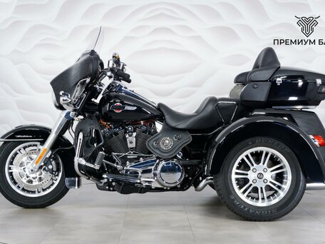 2023 Harley-Davidson Tri Glide, чёрный, 4199000 рублей, вид 2