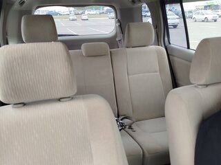 2009 Toyota ISis I Рестайлинг, серебристый, 1250000 рублей, вид 5