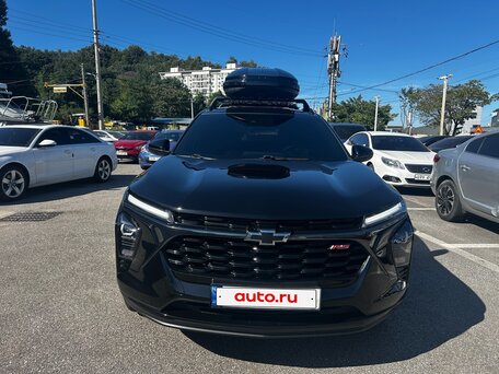 2023 Chevrolet Trax II, чёрный, 1970000 рублей, вид 2