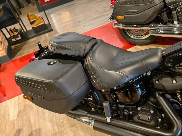 2022 Harley-Davidson Heritage, чёрный, 3500000 рублей - вид 8