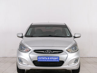 2012 Hyundai Solaris I, серебристый, 789000 рублей, вид 2