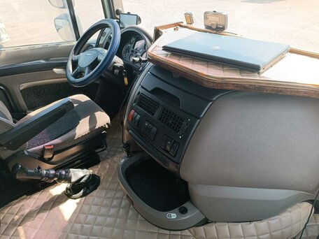 2010 DAF XF 105, серебристый, 2700000 рублей, вид 2