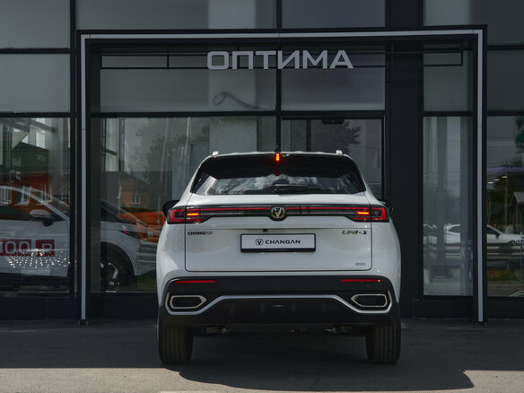 2026 Changan UNI-S I Рестайлинг, белый, 3249900 рублей - вид 3
