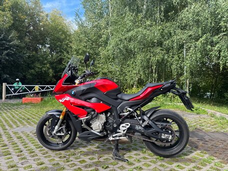 2018 BMW S 1000 XR, красный, 1000000 рублей, вид 1