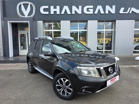 Nissan Terrano III (D10)