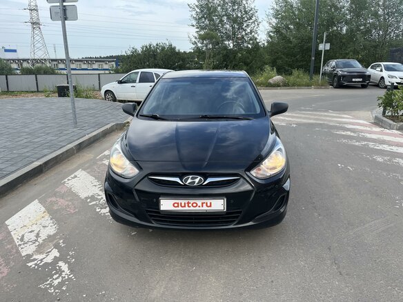 2012 Hyundai Solaris I, чёрный - вид 1