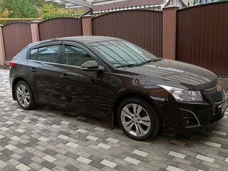 2014 Chevrolet Cruze I Рестайлинг, коричневый, 1150000 рублей, вид 3