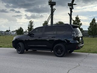 2021 Toyota Land Cruiser Prado 150 Series Рестайлинг 3, чёрный, 5400000 рублей, вид 5