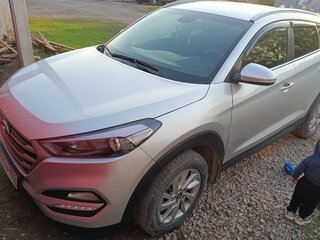2017 Hyundai Tucson III, серебристый, 2100000 рублей, вид 4