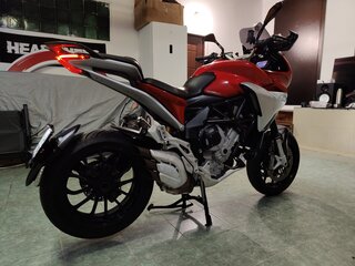 2015 MV Agusta Turismo Veloce 800, красный, 845000 рублей, вид 5