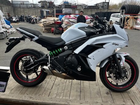 2015 Kawasaki Ninja 400, белый, 470000 рублей, вид 3