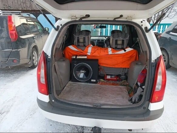 1999 Mazda Premacy I (CP), белый, 450000 рублей - вид 6