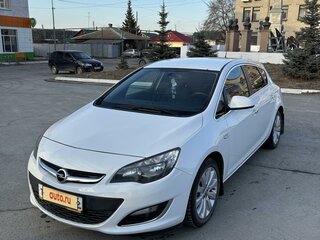 2013 Opel Astra J Рестайлинг, белый, 950000 рублей, вид 1