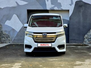 2020 Honda Stepwgn Spada V Рестайлинг, белый, 2400000 рублей, вид 4