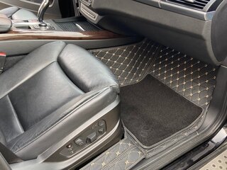 2011 BMW X5 35i II (E70) Рестайлинг, чёрный, 2300000 рублей, вид 4
