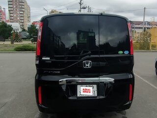 2017 Honda Stepwgn V, чёрный, 1910000 рублей, вид 2