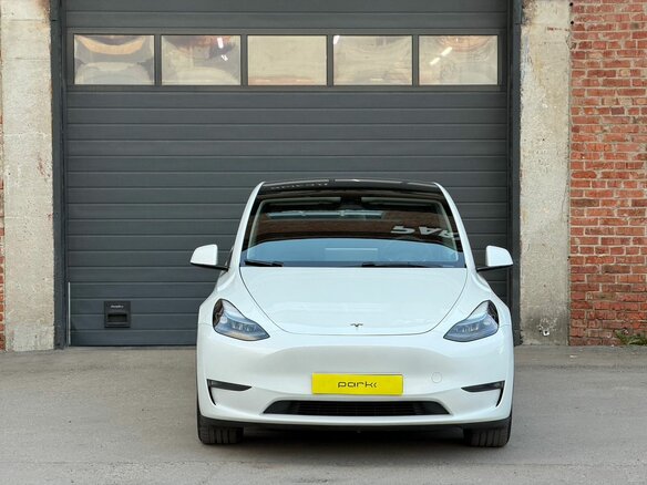 2023 Tesla Model Y Long Range Dual Motor I, белый, 4995000 рублей - вид 2