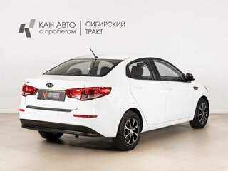 2016 Kia Rio III Рестайлинг, белый, 1012545 рублей, вид 3