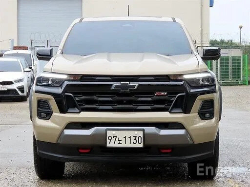 2023 Chevrolet Colorado III, коричневый, 4966412 рублей - вид 1