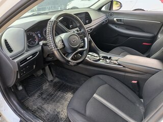 2020 Hyundai Sonata VIII (DN8), белый, 2600000 рублей, вид 3