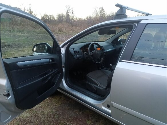 2011 Opel Astra H Рестайлинг, серебристый, 890000 рублей - вид 5