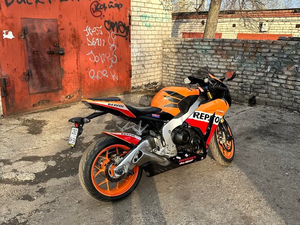 2013 Honda CBR 1000 RR/RA Fireblade, оранжевый, 950000 рублей - вид 14