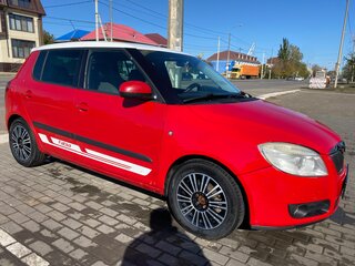 2008 Skoda Fabia II, красный, 520000 рублей, вид 4