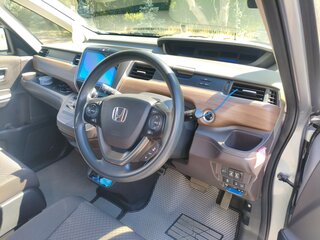 2019 Honda Freed II Рестайлинг, серебристый, 1750000 рублей, вид 5