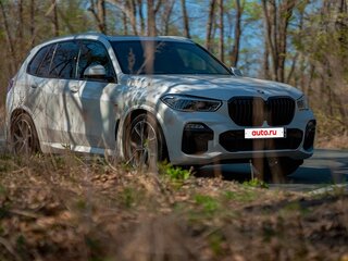 2018 BMW X5 30d IV (G05/G18), белый, 7100000 рублей, вид 2