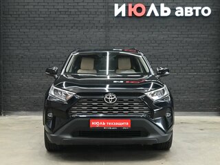 2020 Toyota RAV4 V (XA50), чёрный, 2970000 рублей, вид 2