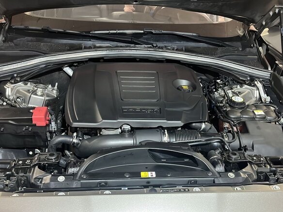 2017 Jaguar F-Pace I, серый, 2190000 рублей - вид 19