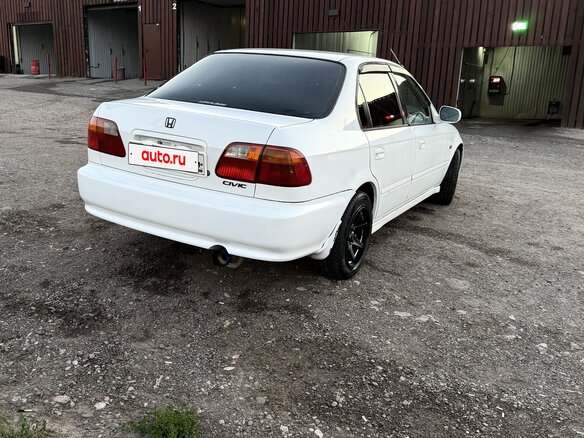 1999 Honda Civic Ferio II, белый, 400000 рублей - вид 2