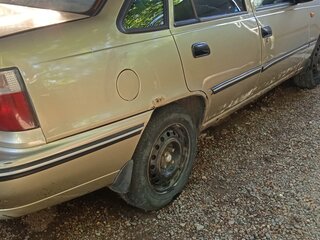 2006 Daewoo Nexia I, бежевый, 130000 рублей, вид 5