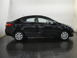 2013 Kia Rio 4-speed III, чёрный, 714000 рублей, вид 4