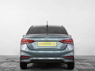 2017 Hyundai Solaris II, серый, 949000 рублей, вид 5